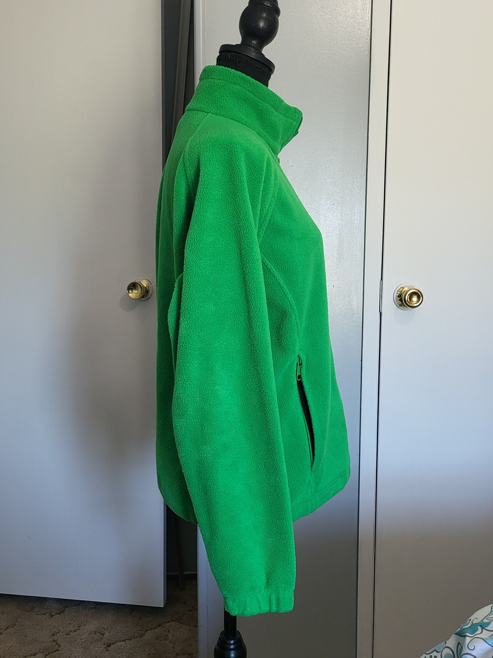 Columbia Women's Full-Zip Green Fleece Jacket - Picture 2 of 4